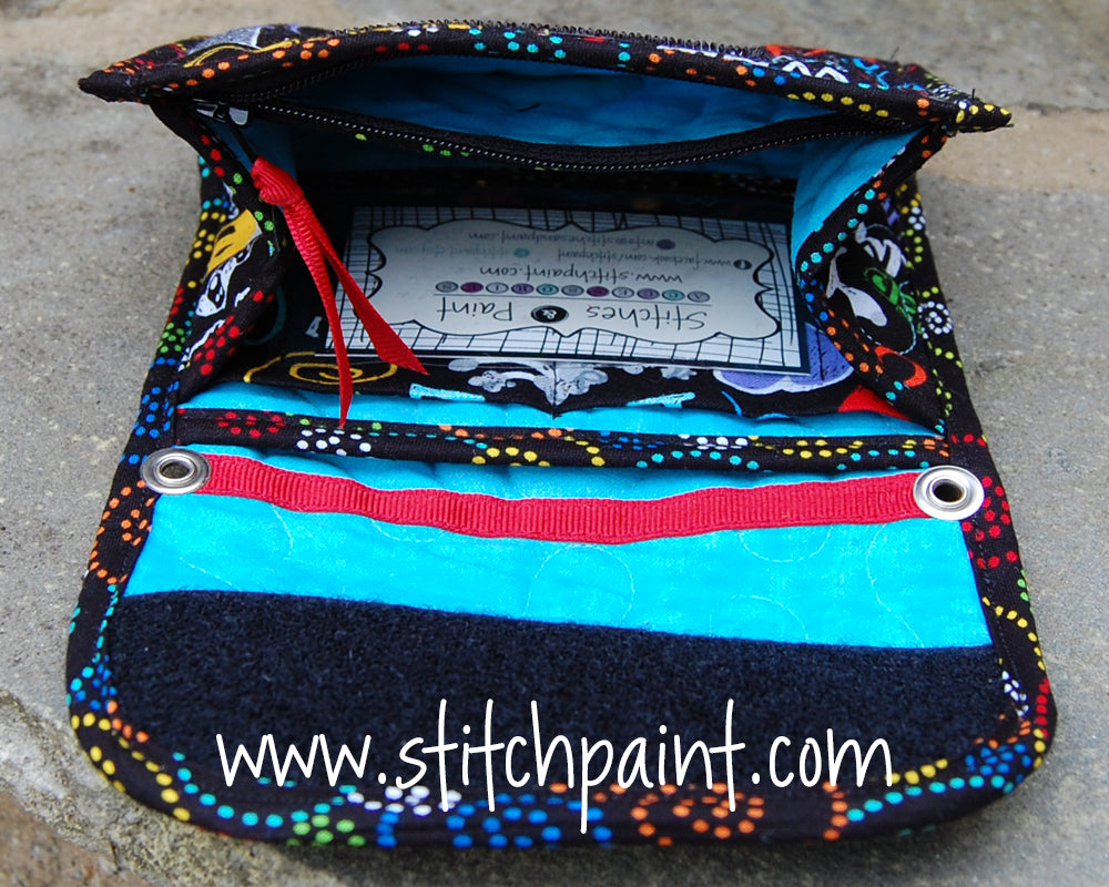Mini Wallet Inside | Dog Love Fabric | Stitchpaint