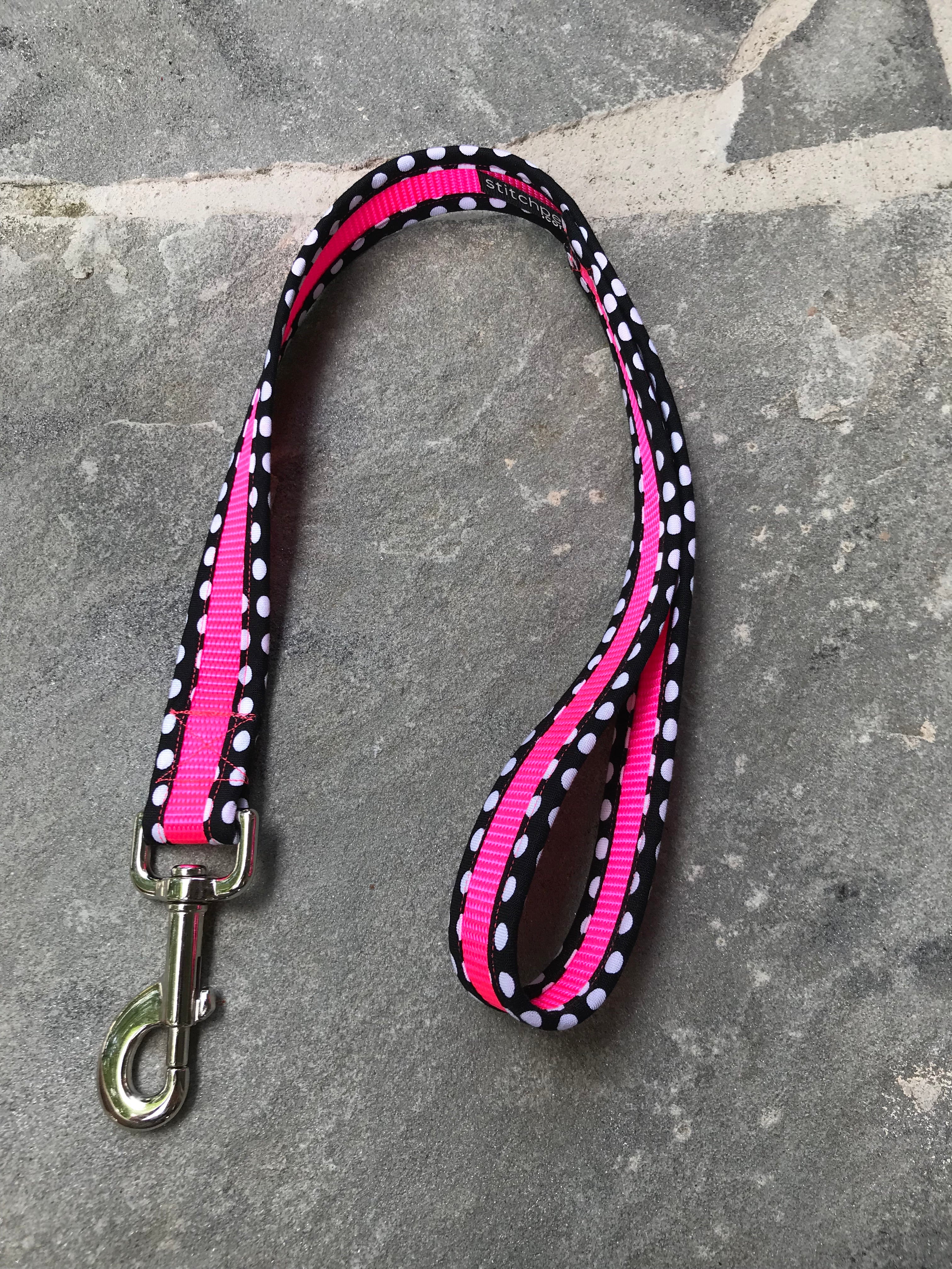 1" Short Lead for Dogs | Dot Pink