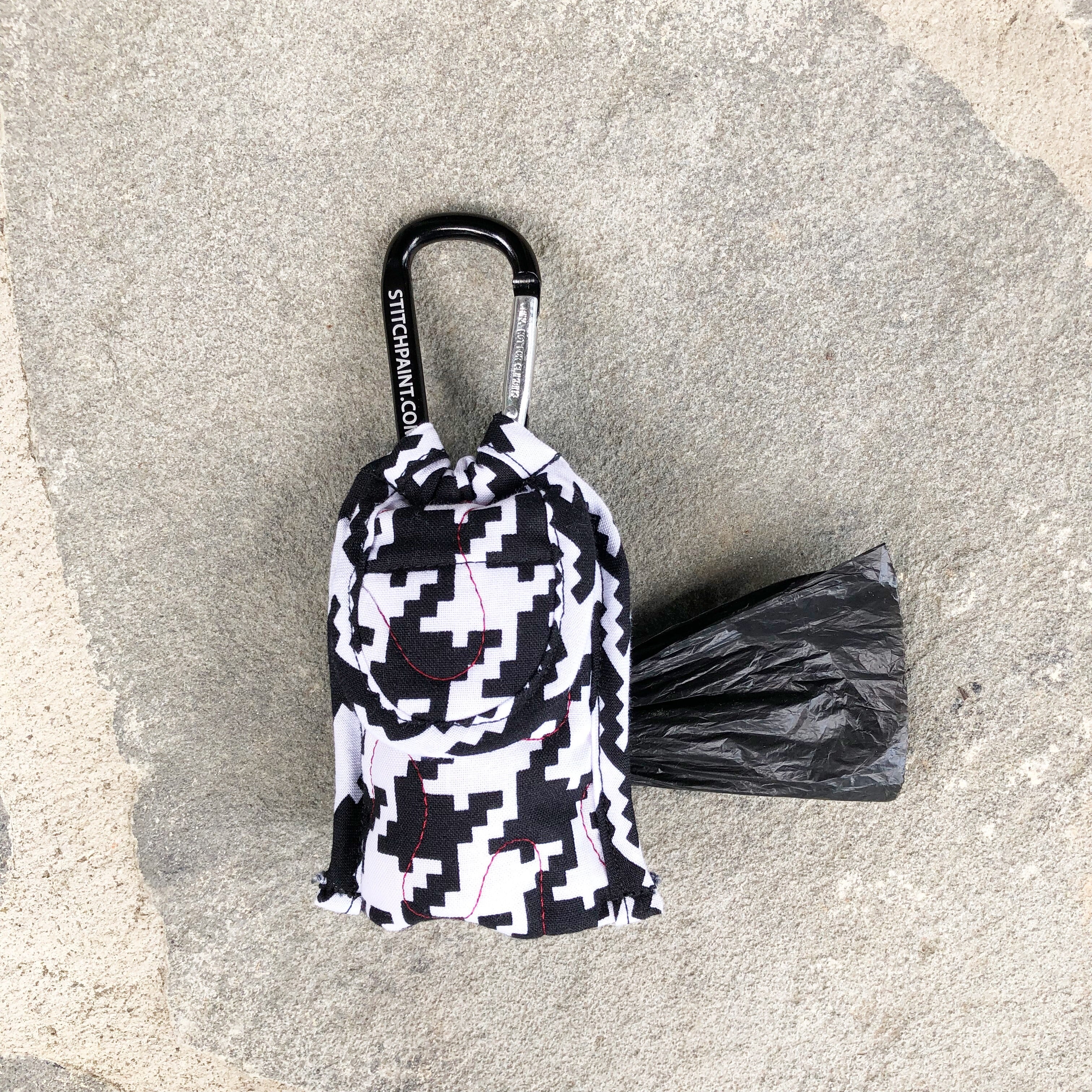 Poo Bag Pouch | Houndstooth Fabric | Stitchpet